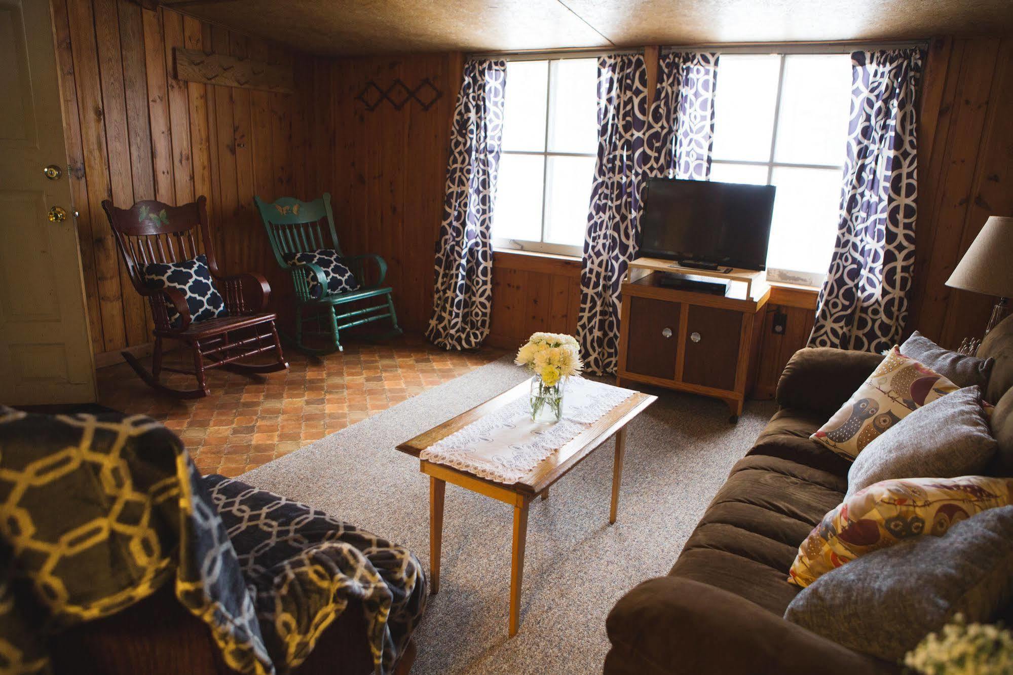 Mission Springs Resort Ashland Eksteriør bilde